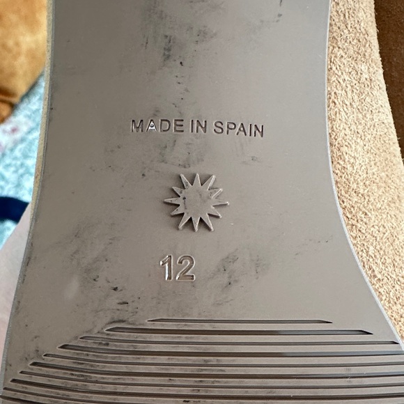 Stuart Weitzman cap toe suede stretch Tan and Black Heeled Boots 12 worn once - Picture 7 of 8